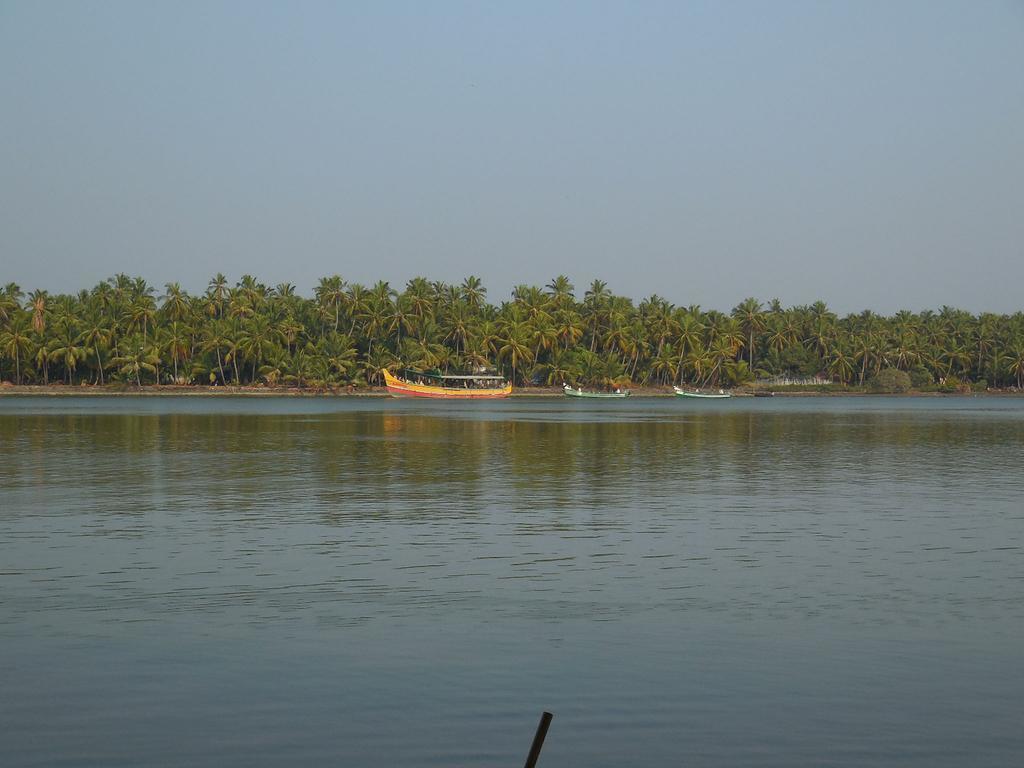 Kanan Beach Resort Nileshwar Room photo